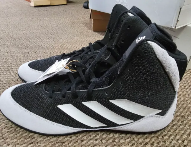 adidas Men's Mat Wizard 5 Wrestling Shoe size 13