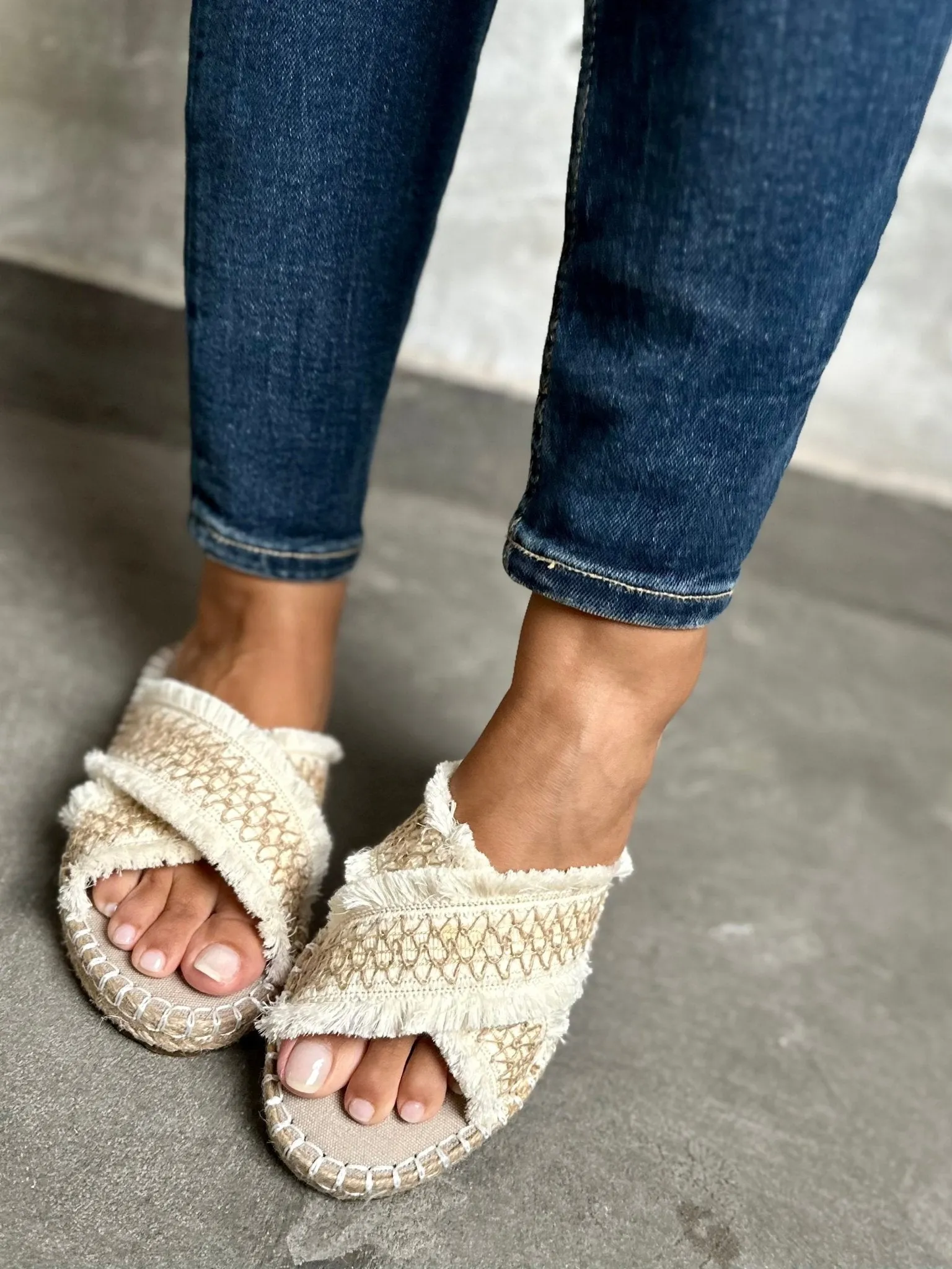 Beige Criss Cross Woven Slides