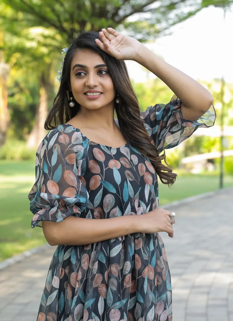 Black Elegant Georgette Maxi Dress with Ruffle Flair