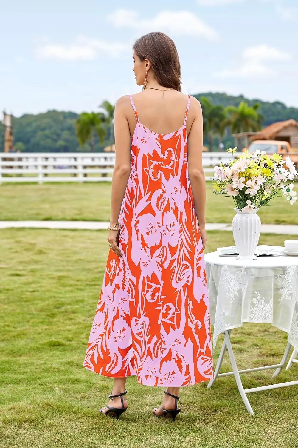 CCTOO Womens Boho Summer Dresses: Summer Casual Floral Sleeveless Spaghetti Strap V Neck Long Beach Maxi Dress with Pockets