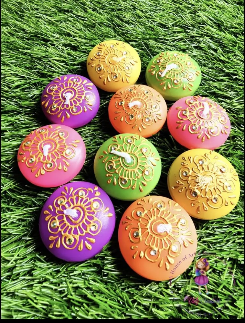 Ck Homez Nugget Floating Candles with Henna Design Aroma Therapy Candles for Gifting (Pack of 10, Multicolor)