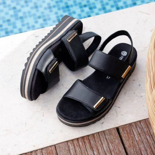 D0Q59 Backstrap Sandal