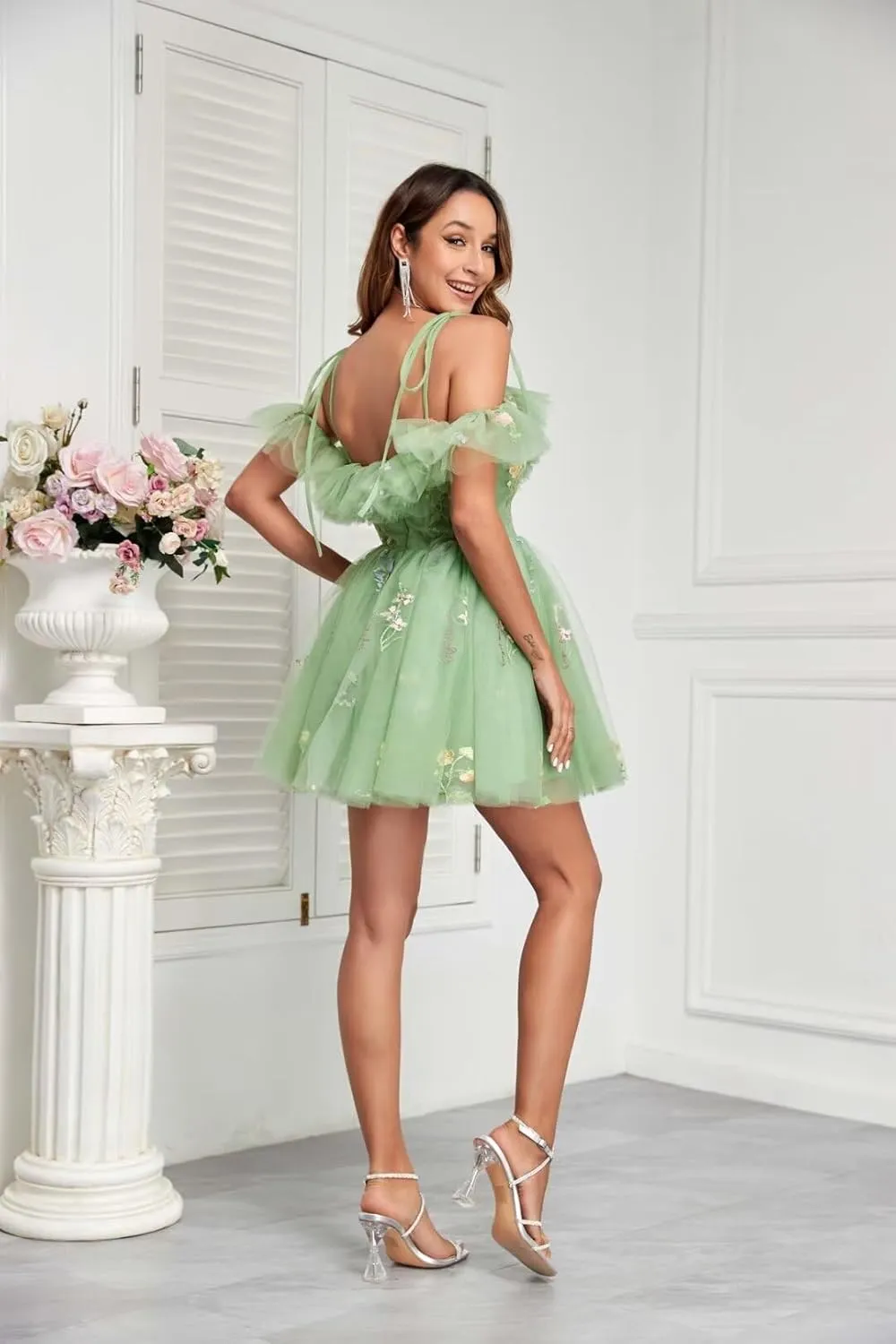 Embroidery Floral Homecoming Dresses for Teens Off Shoulder Ruffle Flower Tulle Short Prom Dress