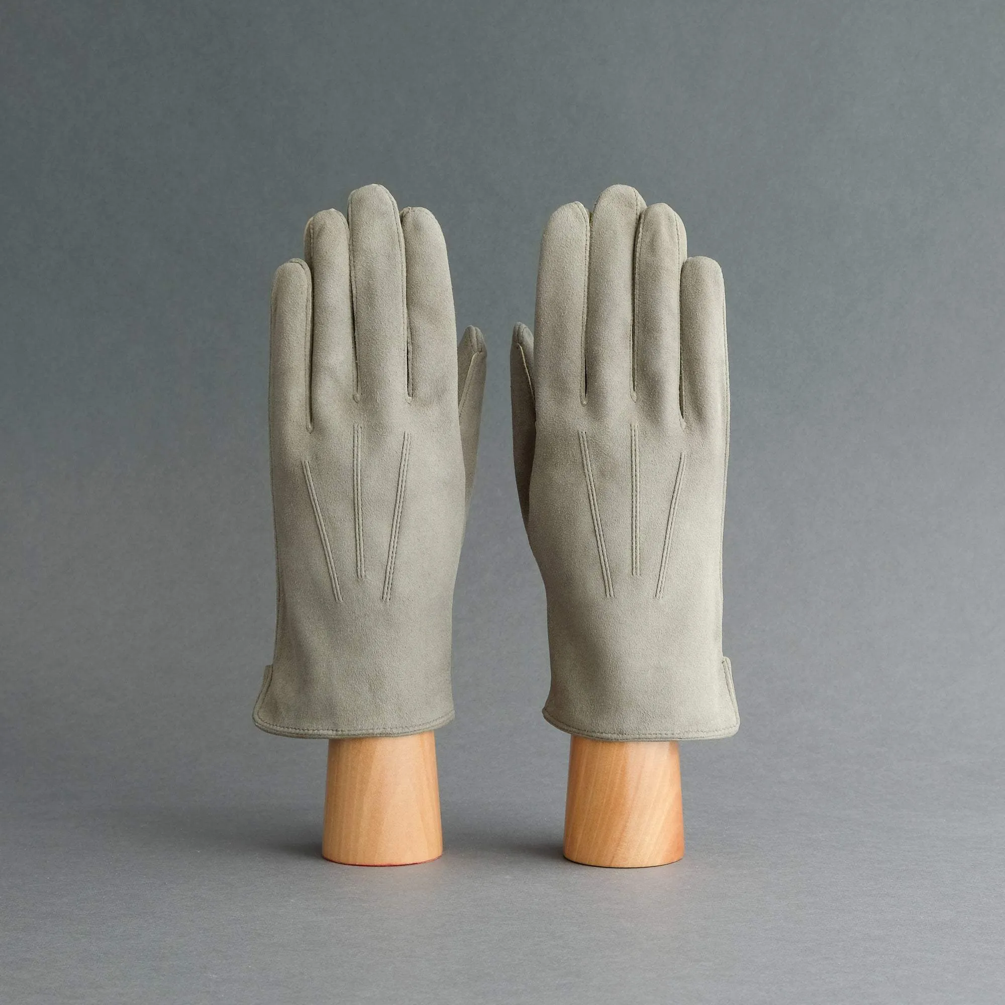 Gentlemen's Unlined Gloves from Grey Doeskin