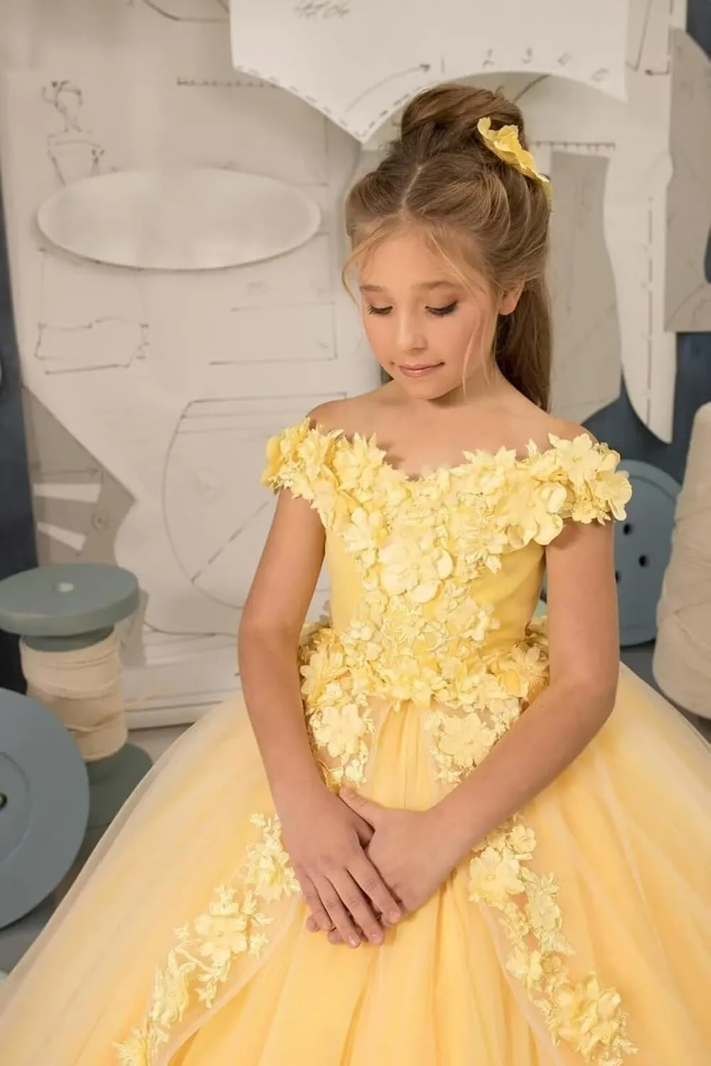 Girls Tulle Flower Girl Dress Off Shoulder Pageant Dresses Lace Applique Puffy Floral Formal Ball Gown Dresses for Kids