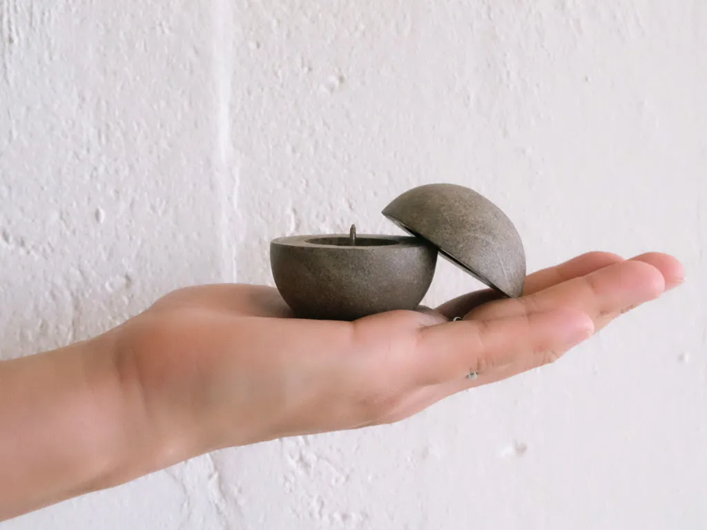 Haze Candle Holder: Kodama, Grey