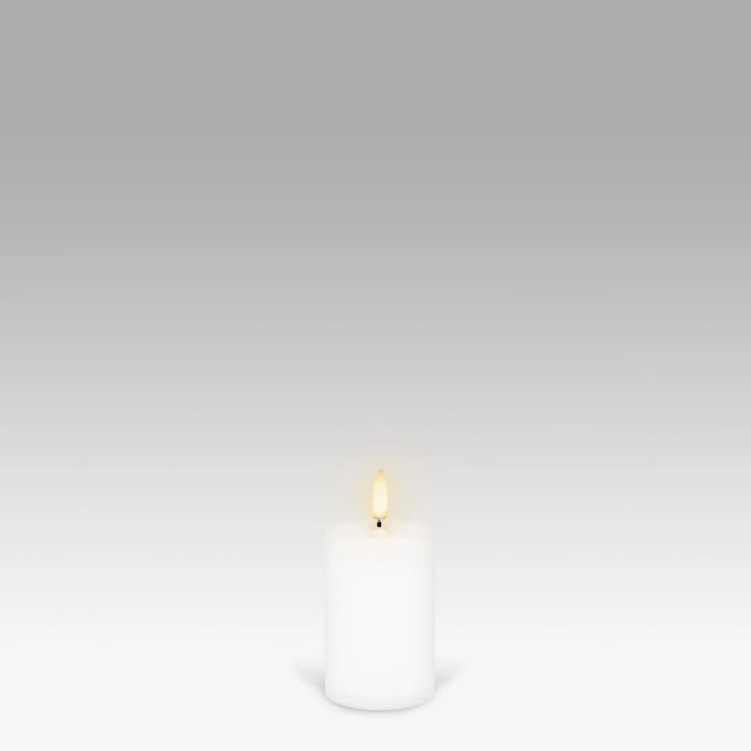 LED Pillar Candle: Nordic White - 5x7.6cm
