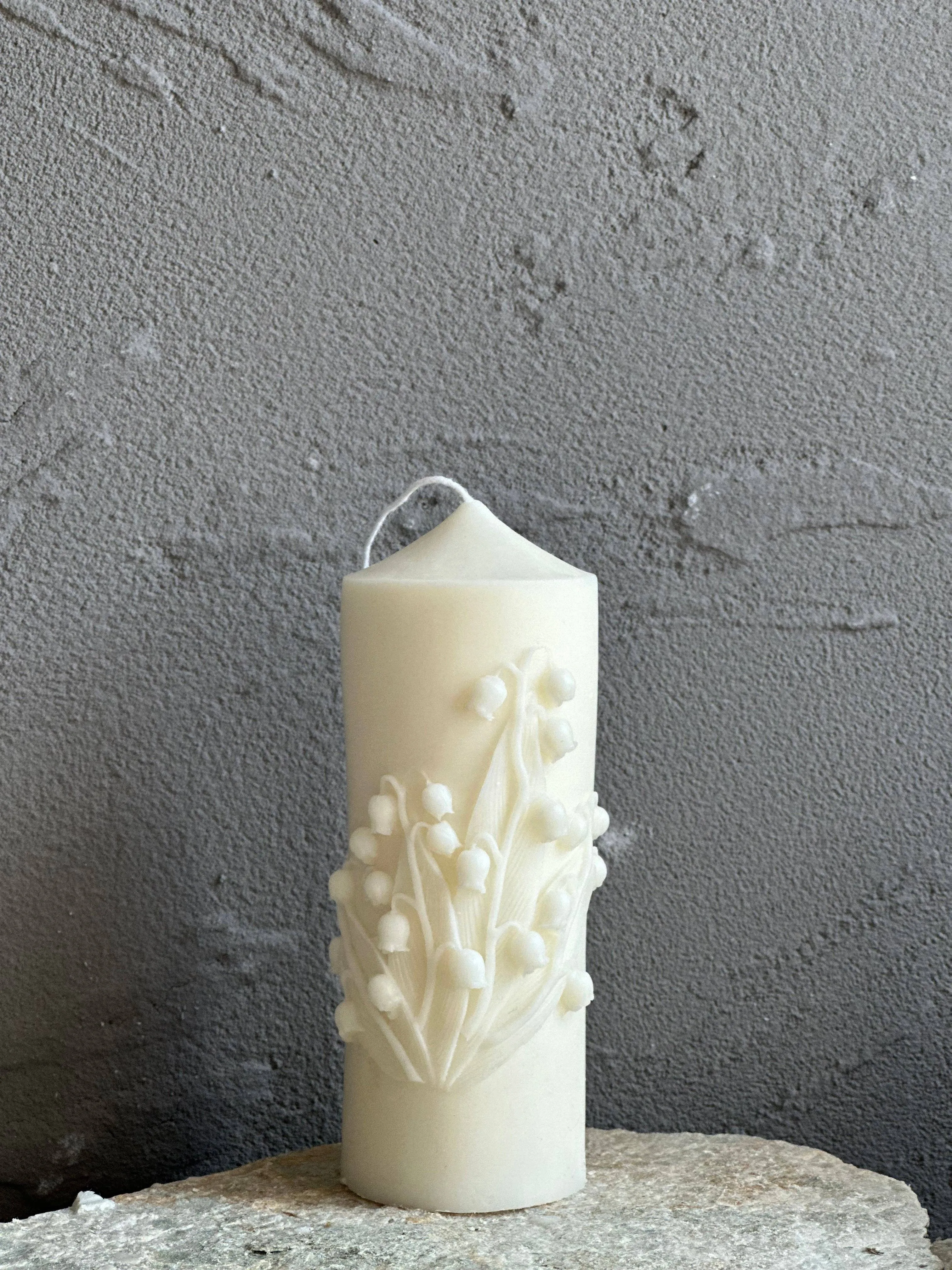 Lily of the Valley Candle: Ivory / Vanilla