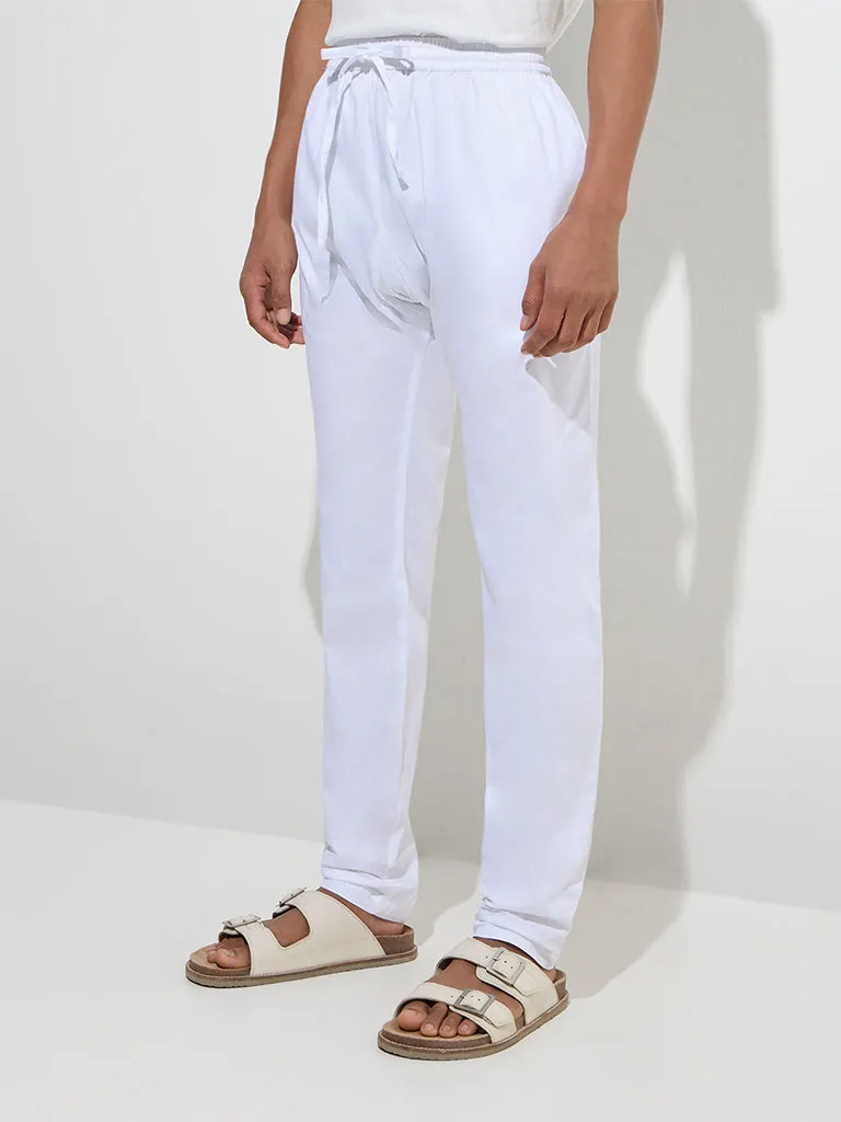 Mens Ethnicwear White Relaxed-Fit Mid-Rise Cotton Pants