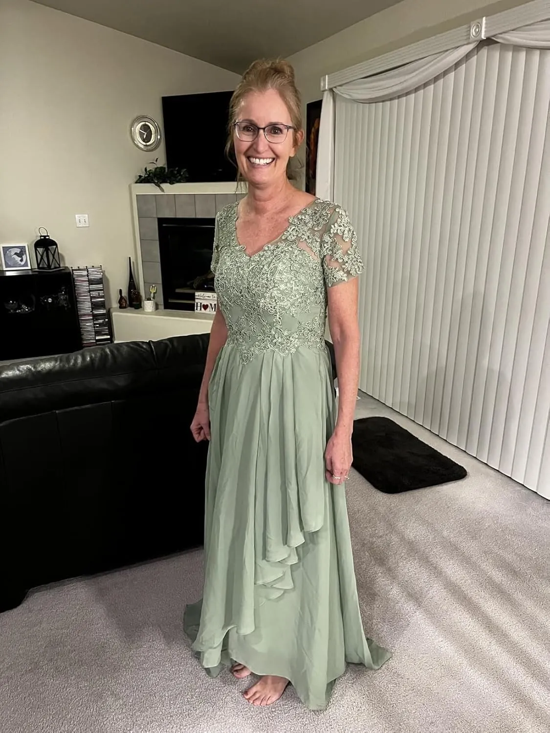 Mother of The Bride Dresses for Wedding Chiffon Lace Applique Wedding Guest Dress A Line V Neck Formal Evening Gowns