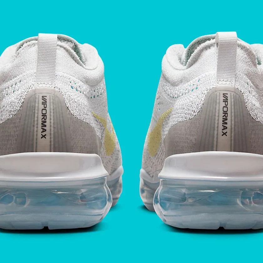 Nike Men's Air Vapormax 2023 Flyknit Shoes - Photon Dust / Flat Pewter / Dusty Cactus