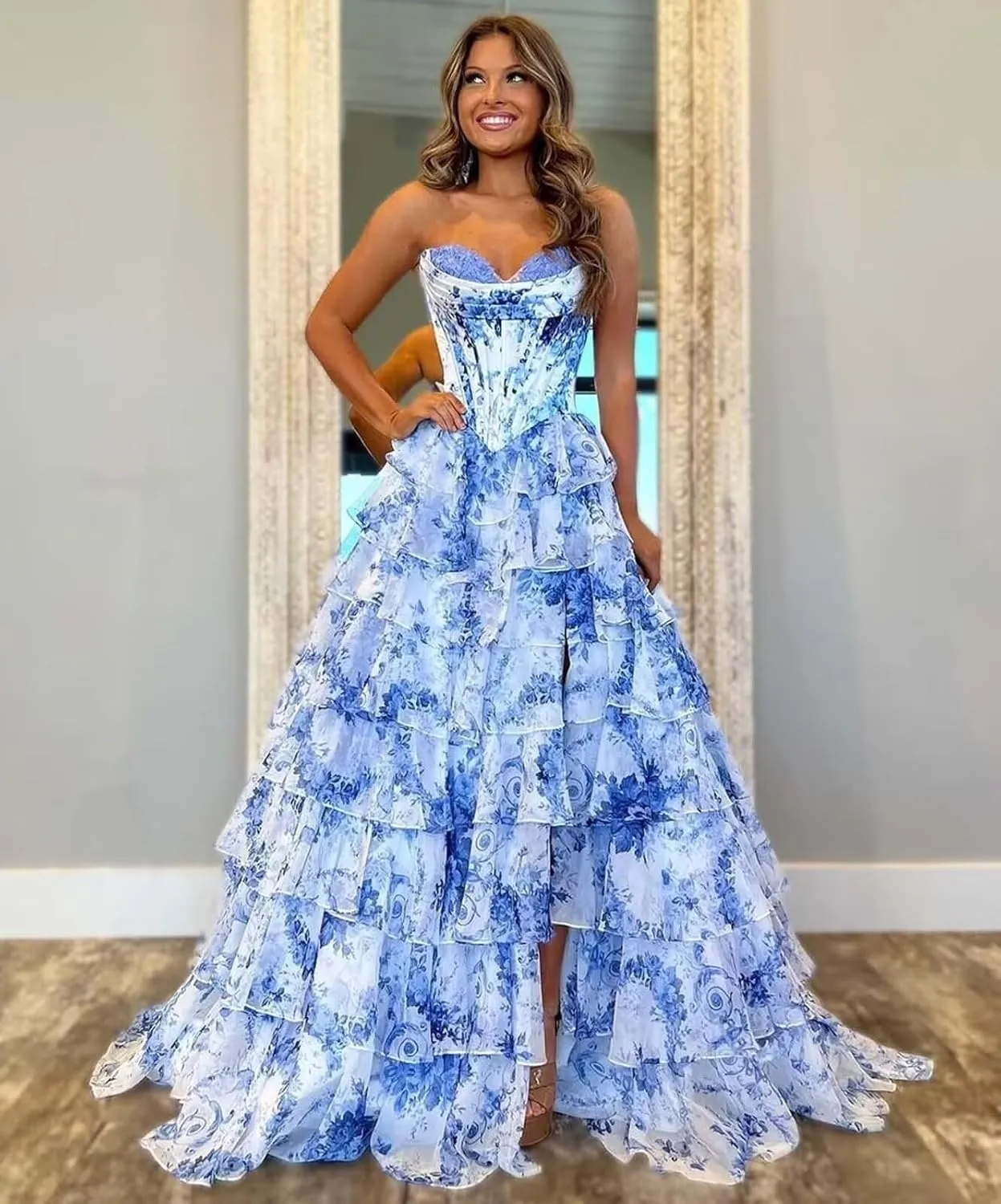 SIPUHK Floral Print Prom Dreses for Women Strapless Tiered Chiffon Ball Gown Strapless Puffy Evening Party Dress with Pockets
