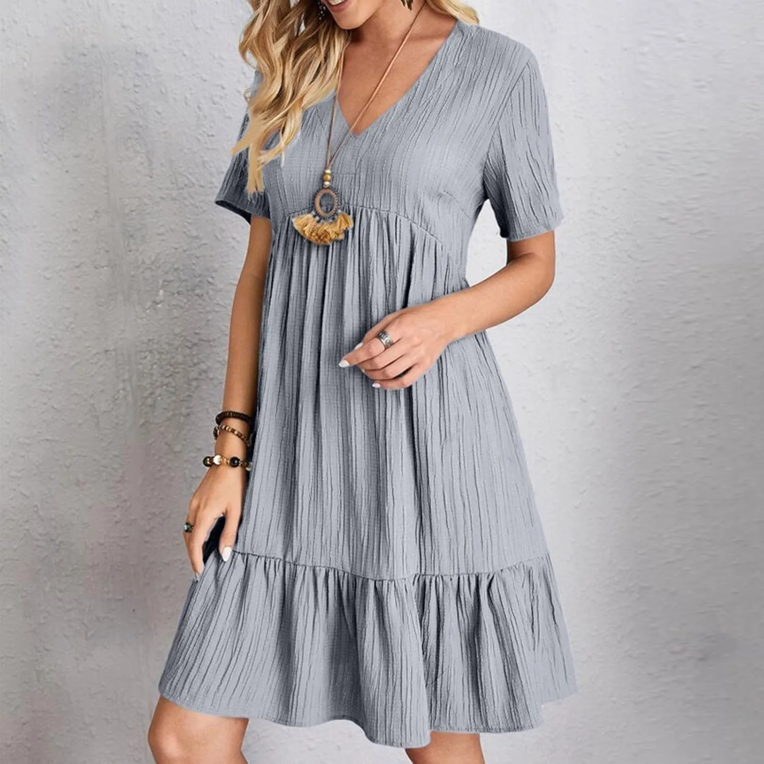 Summer Dresses for Women 2025 Trendy Short Sleeve Pleated Midi Dress Casual Flowy V Neck Elegant Beach Sundresses