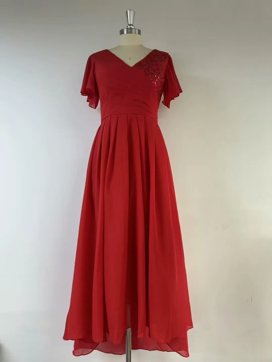 Tea Length Chiffon Mother of Bride Dress with Short Sleeves V-Neck Lace Applique Mother of Groom Dresses