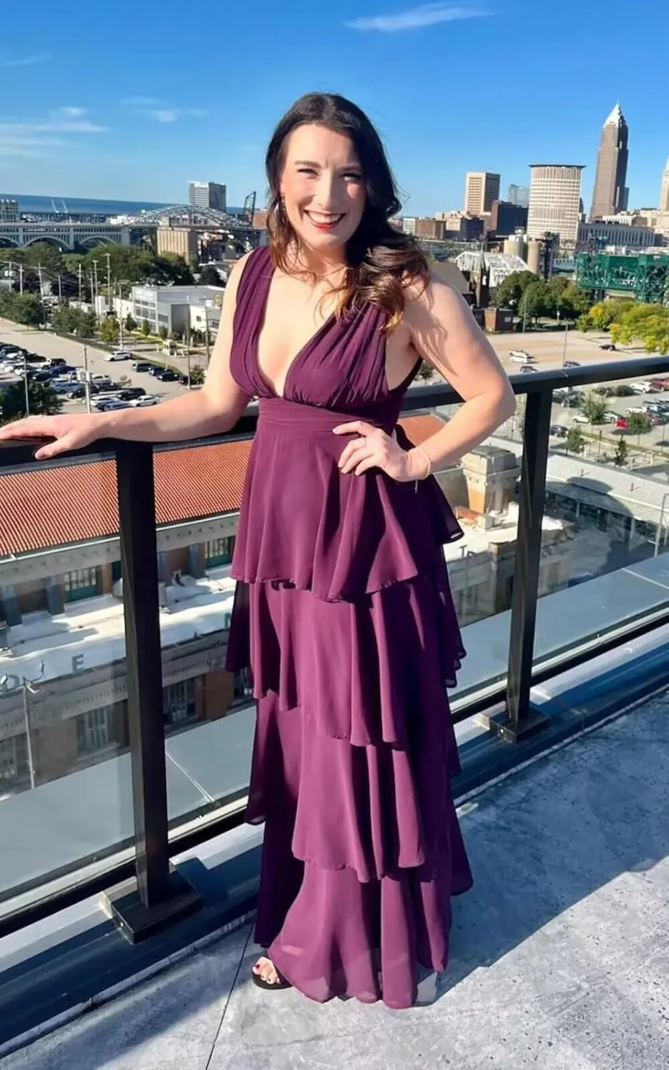 Tiered Ruffle Chiffon Bridesmaid Dresses for Women 2025 A Line V Neck Formal Evening Party Dress Long
