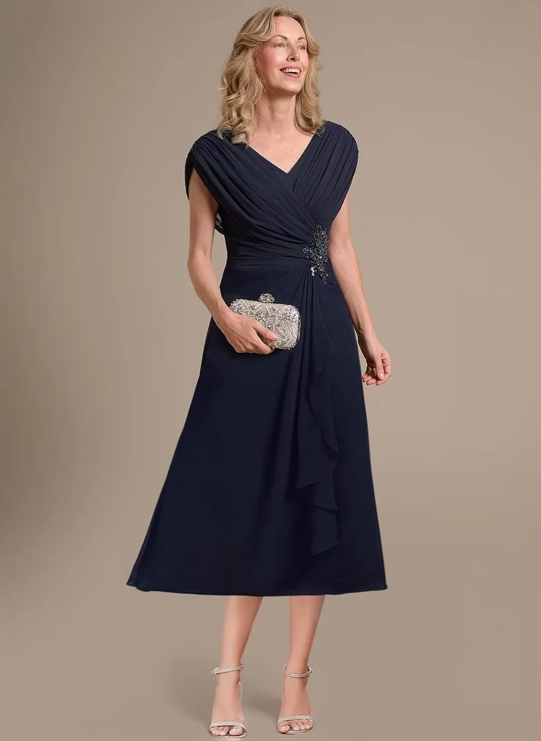 Women's A Line Chiffon Mother of The Bride Dresses Pleated Cap Sleeves Formal Evening Dress 2025 DE259