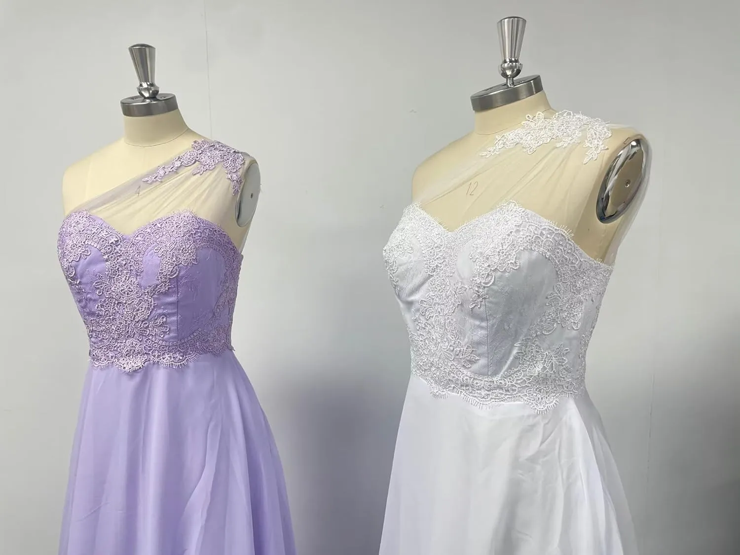 Women's One Shoulder Bridesmaid Dress for Wedding A-Line Laces Appliques Prom Dresses Long Slit with Pockets