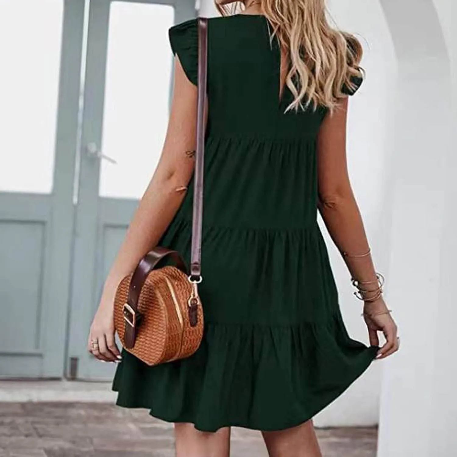 Womens Summer Sundresses 2024 Loose Sleeveless Solid Tiered Ruffle Dresses Swing Vacation Crew Neck Midi Dress